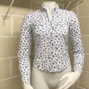 52 weekends shirt size S